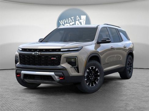 New 2026 Chevrolet Traverse Z71 w/ Enhanced Driving Package image 6