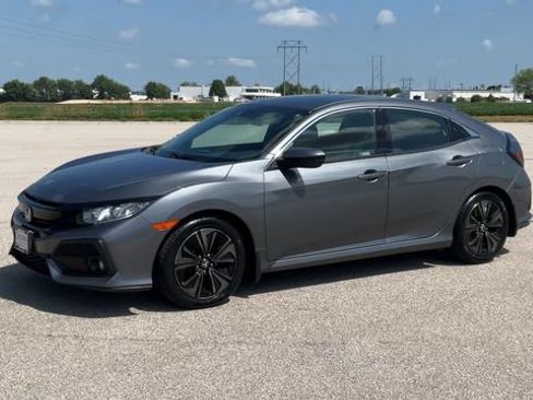 Used 2019 Honda Civic EX image 4
