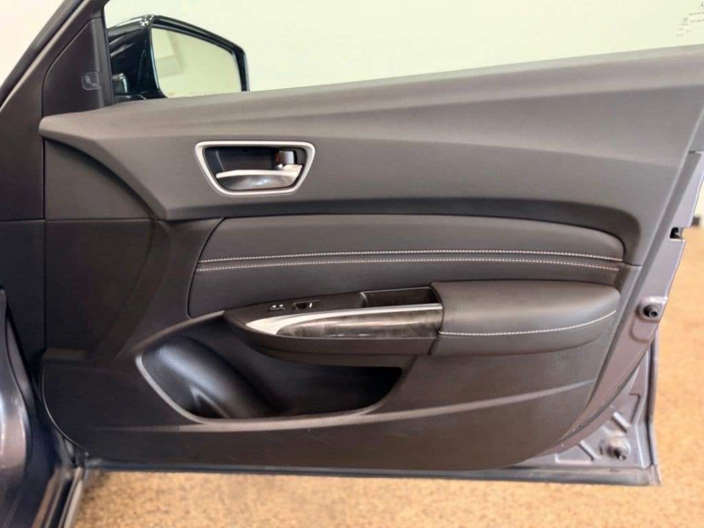 Used 2020 Acura TLX w/ Advance Package AWD/4WD image 18