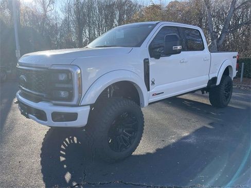 New 2026 Ford F250 Lariat w/ Black Appearance Package image 3