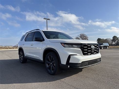 New 2025 Honda Pilot Sport image 7