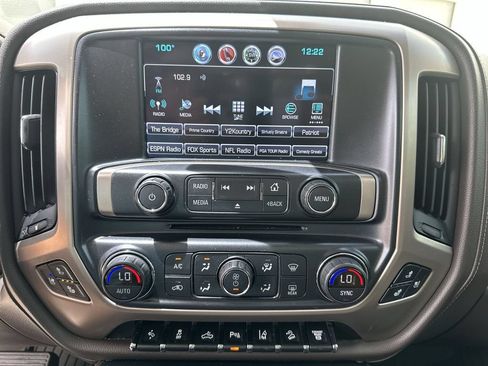 Certified 2019 GMC Sierra 2500 Denali w/ Duramax Plus Package AWD/4WD image 13