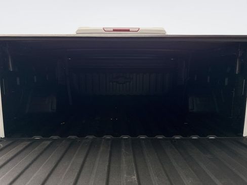 Used 2024 Chevrolet Silverado 1500 Custom Trail Boss w/ Turbomax Blackout Package AWD/4WD image 18