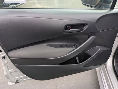 Used 2024 Toyota Corolla LE image 11