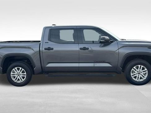 Used 2023 Toyota Tundra SR5 w/ SR5 Convenience Package image 31