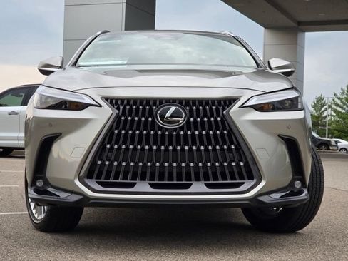 Used 2026 Lexus NX 350 AWD w/ Accessory Package (2T) image 3