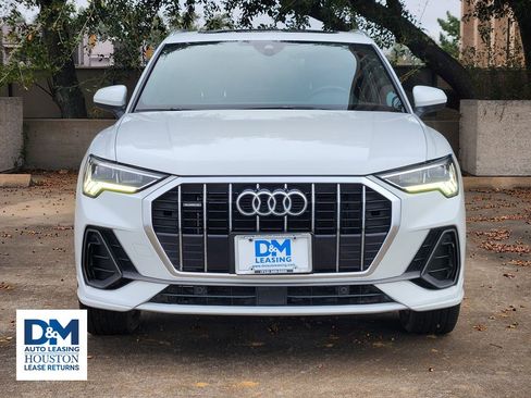 Used 2019 Audi Q3 2.0T Premium Plus w/ Premium Plus Package image 2