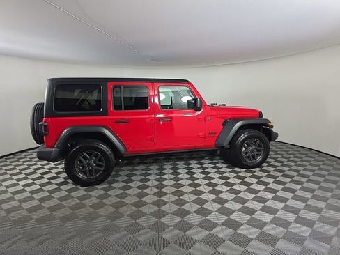 Used 2024 Jeep Wrangler Unlimited Sport AWD/4WD image 6