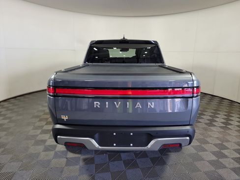 Used 2022 Rivian R1T Adventure AWD/4WD image 4