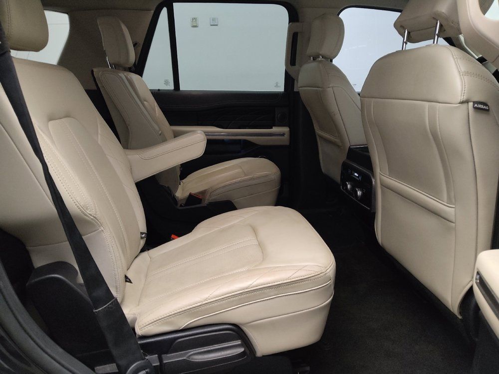 Used 2020 Ford Expedition Platinum RWD image 19