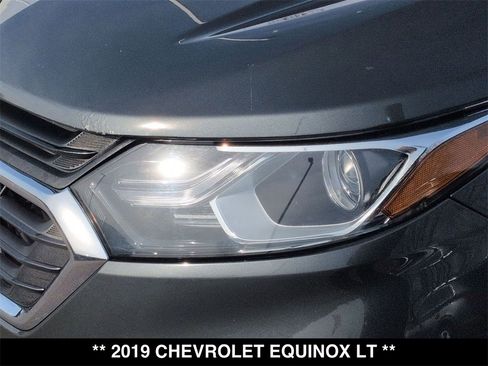 Used 2019 Chevrolet Equinox LT w/ Driver Convenience Package image 15