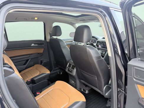 Used 2018 Volkswagen Atlas SEL Premium image 45