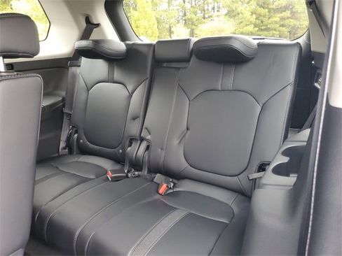 New 2025 Honda Pilot EX-L image 11