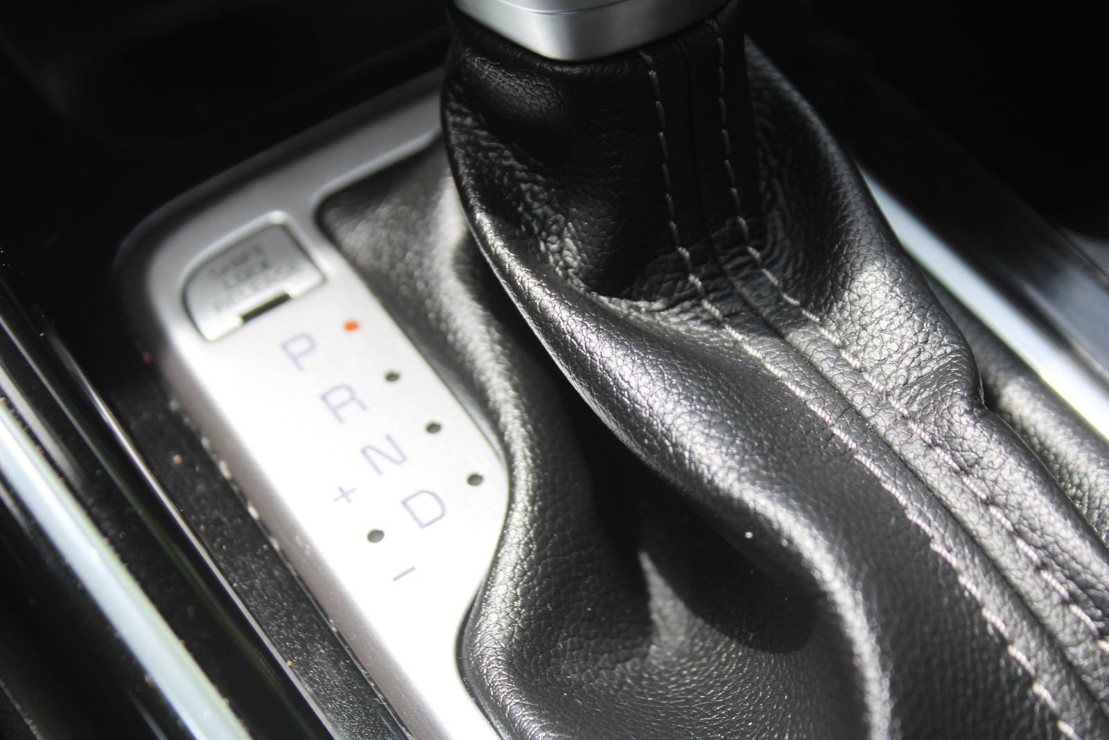 Certified 2022 Kia Sorento SX FWD image 36