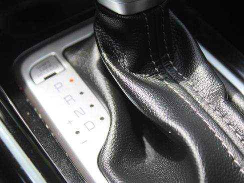 Certified 2022 Kia Sorento SX FWD image 36