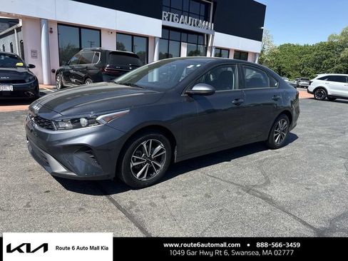 Used 2024 Kia Forte LXS FWD image 1