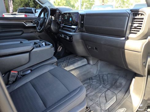 Used 2024 Chevrolet Silverado 1500 LT w/ Protection Package AWD/4WD image 22