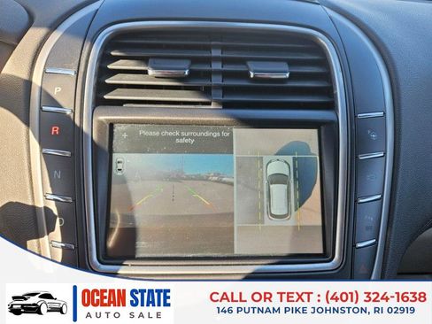 Used 2016 Lincoln MKX Reserve w/ Luxury Package image 19