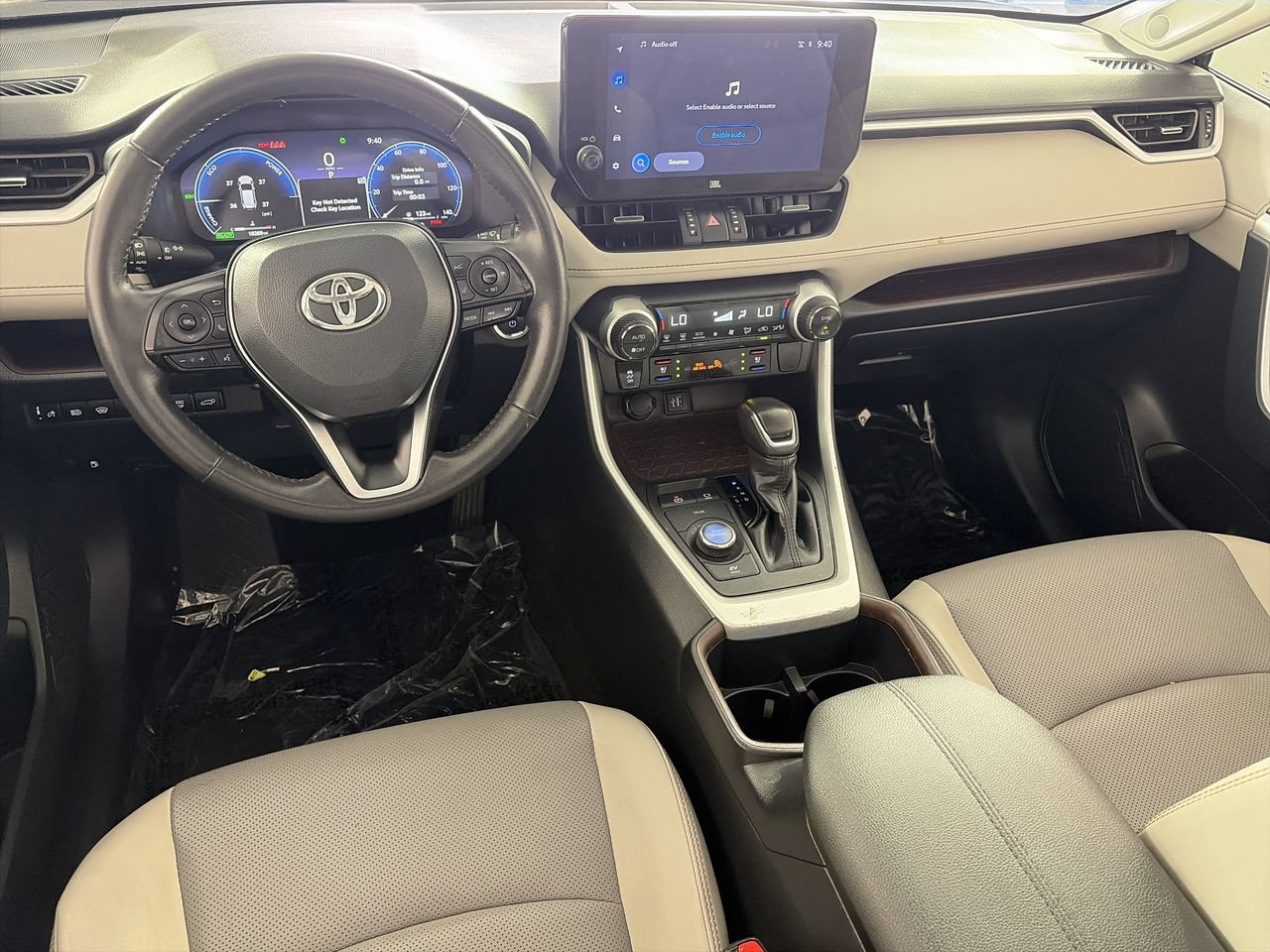 Used 2025 Toyota RAV4 Limited w/ Weather Package AWD/4WD image 21