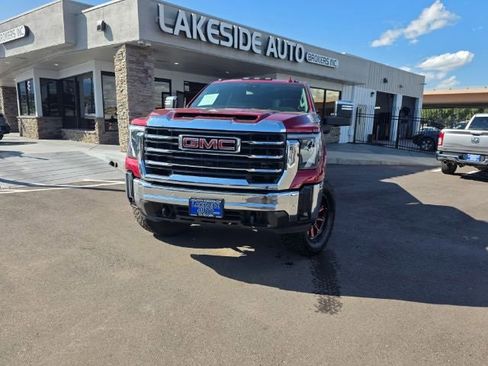 Used 2024 GMC Sierra 2500 SLT w/ SLT Premium Package image 7