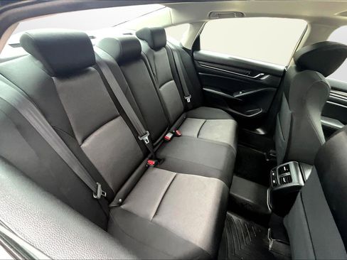 Used 2021 Honda Accord EX image 17