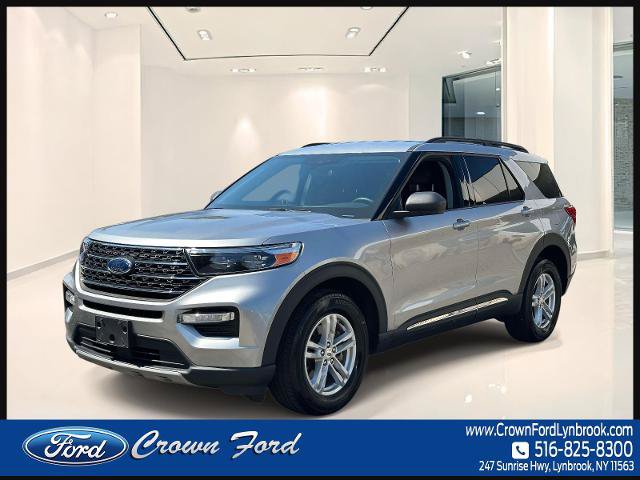 Certified 2023 Ford Explorer XLT w/ Equipment Group 202A AWD/4WD image 3