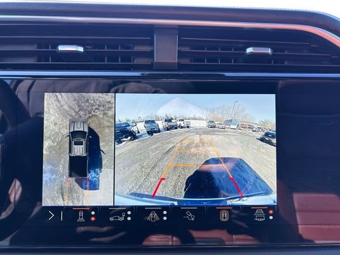 Used 2024 GMC Sierra 2500 Denali Ultimate w/ Max Trailering Package image 6