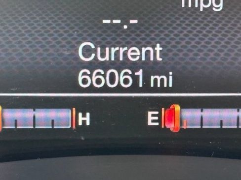 Used 2022 Jeep Renegade Trailhawk w/ Sun/Sound Group AWD/4WD image 16