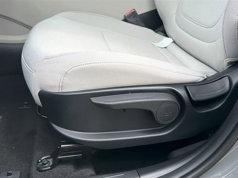 New 2026 Hyundai Tucson SE FWD image 19
