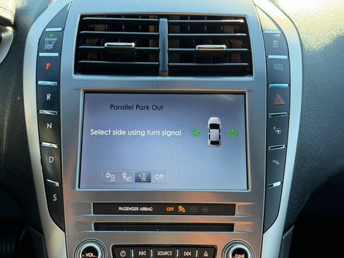 Used 2020 Lincoln MKZ Reserve w/ Monochromatic Package AWD/4WD image 69