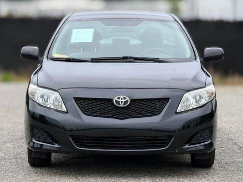 Used 2010 Toyota Corolla LE FWD image 5