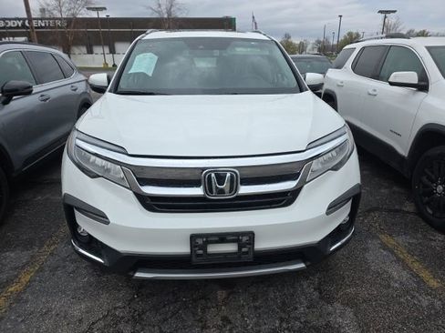 Used 2022 Honda Pilot Touring image 6