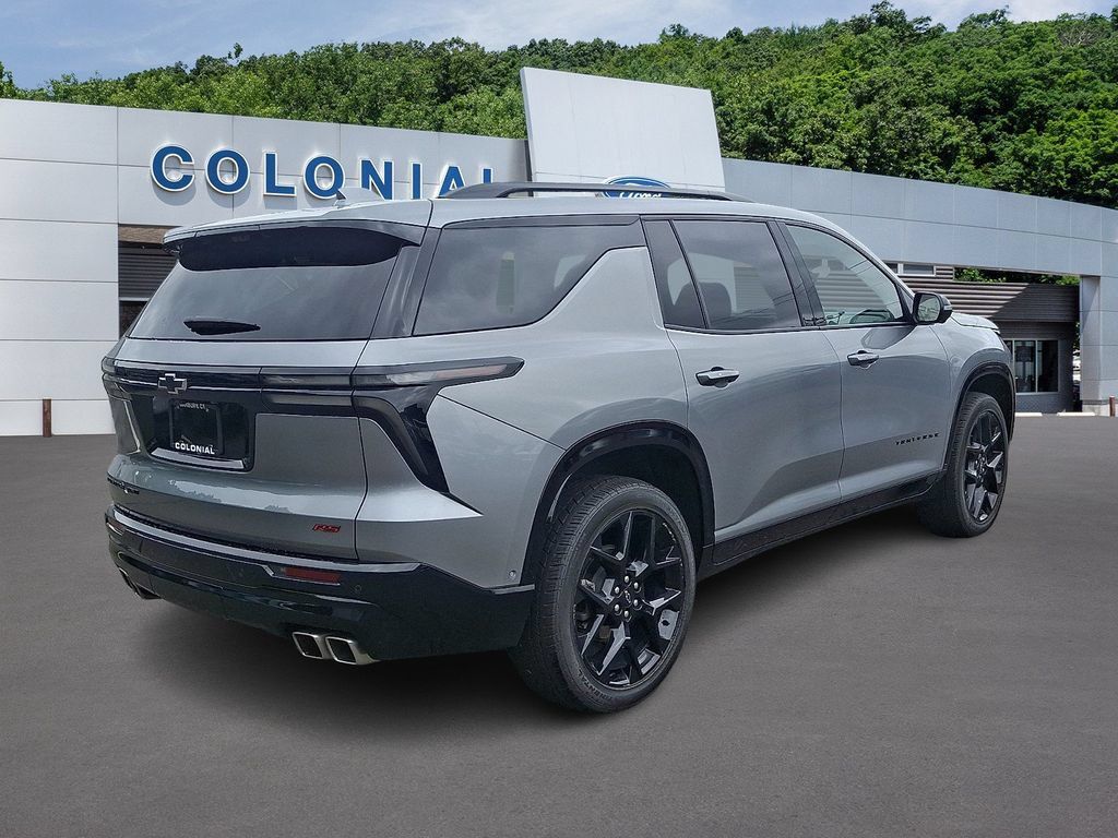 Used 2024 Chevrolet Traverse RS AWD/4WD image 6