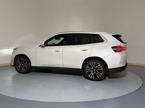 Certified 2025 BMW X3 xDrive30i w/ Convenience Package AWD/4WD image 2