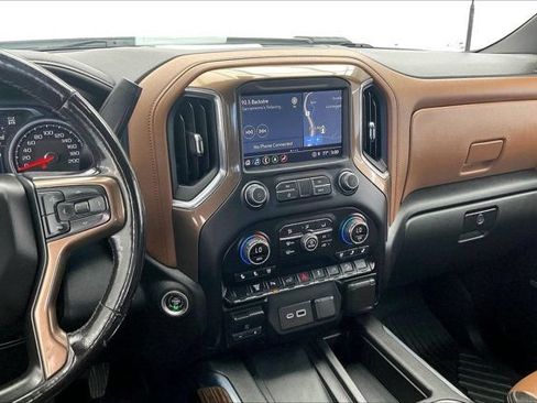 Used 2021 Chevrolet Silverado 3500 High Country AWD/4WD image 5