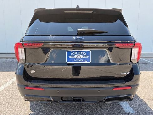 Certified 2025 Ford Explorer ST-Line w/ ST-Line Street Pack AWD/4WD image 6