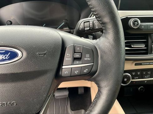 Used 2020 Ford Escape SEL FWD image 29
