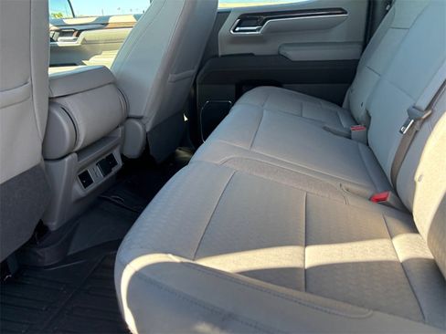 Used 2024 GMC Sierra 1500 SLE w/ X31 Off-Road Package image 29