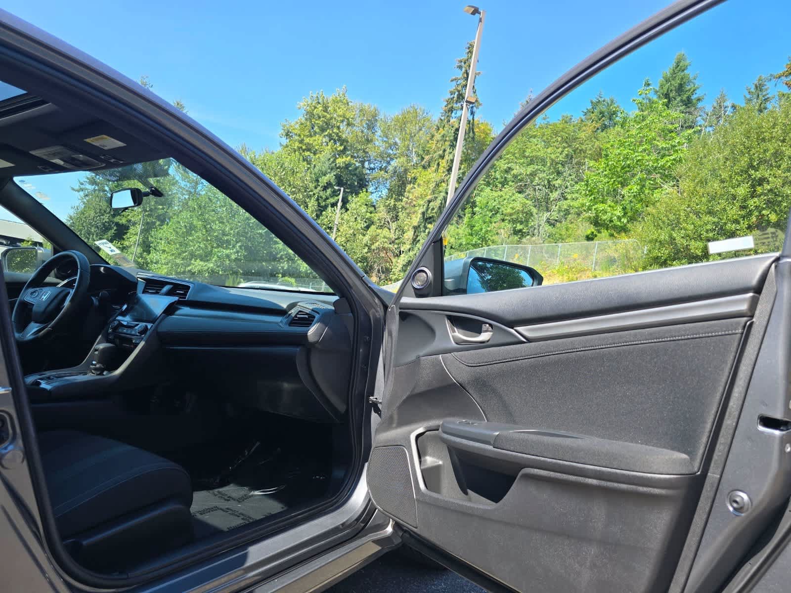 Used 2018 Honda Civic EX image 28
