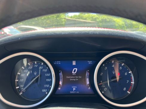 Used 2020 Maserati Ghibli S Q4 AWD/4WD image 20