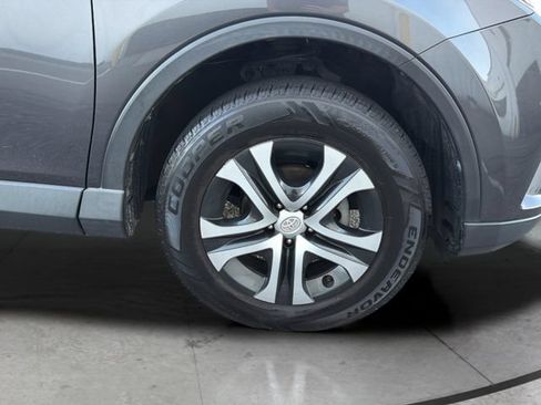 Used 2018 Toyota RAV4 LE w/ All Weather Liner Package AWD/4WD image 31