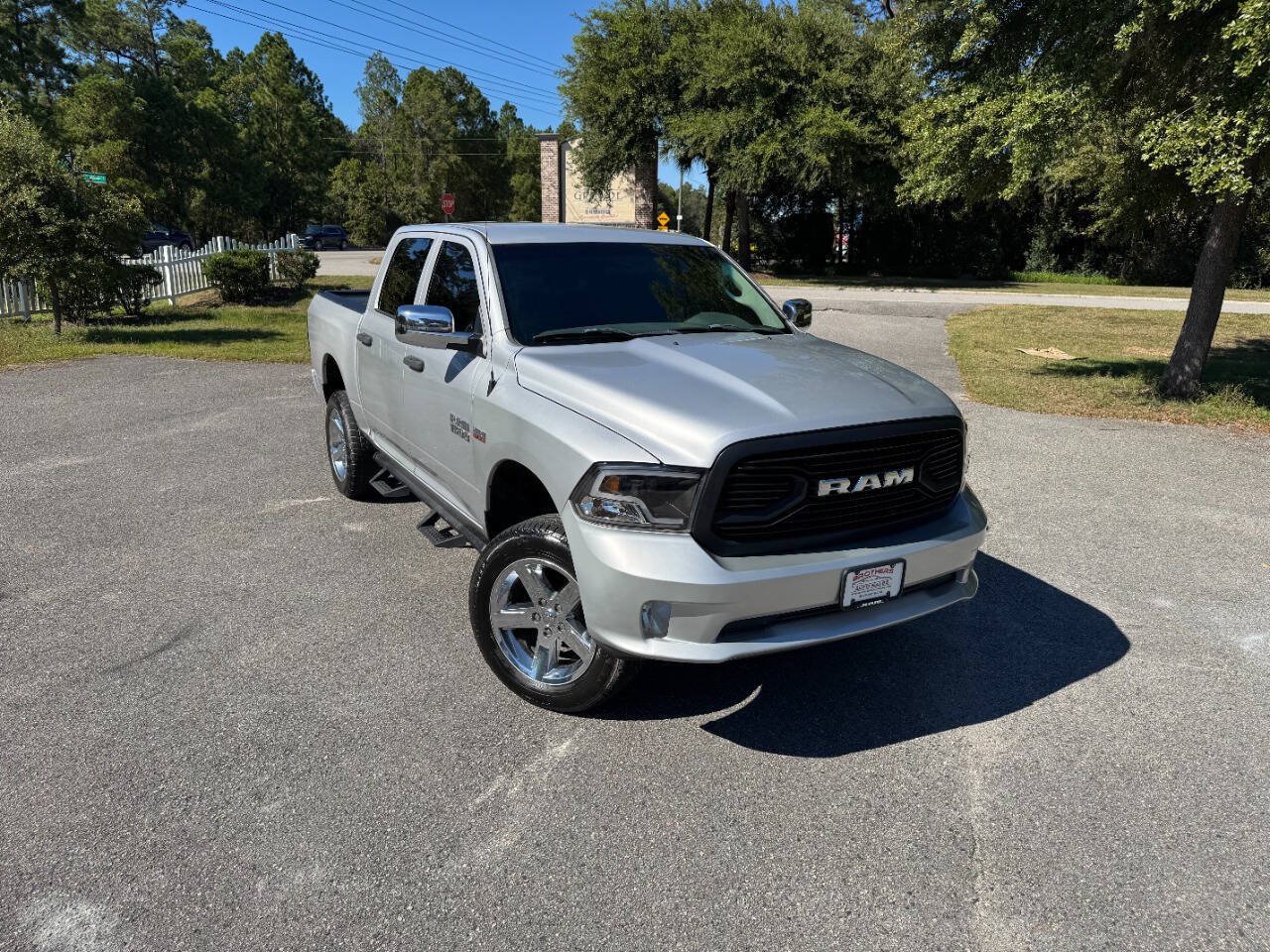 Used 2016 RAM 1500 Express w/ Popular Equipment Group AWD/4WD image 38