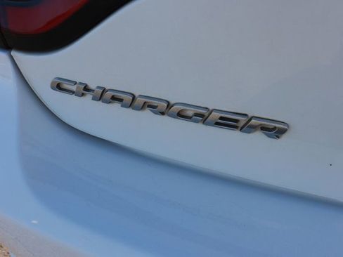 Used 2022 Dodge Charger SXT image 6