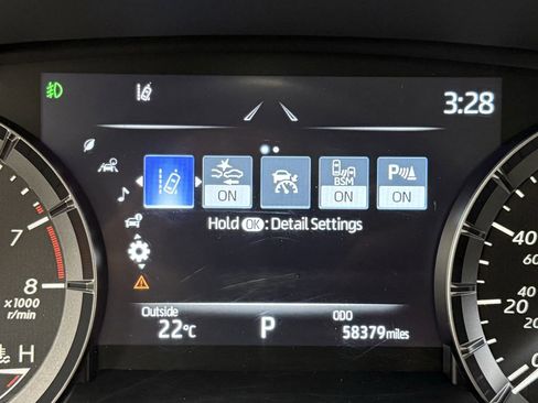 Used 2021 Toyota Highlander Limited image 20