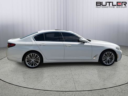 Used 2023 BMW 530i w/ Convenience Package RWD image 7