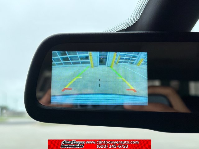 Used 2020 Dodge Journey SE w/ SE Popular Equipment Group FWD image 21