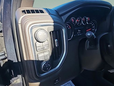 Used 2019 Chevrolet Silverado 1500 LTZ w/ LTZ Plus Package image 10