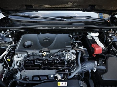 Used 2024 Toyota Camry XSE image 30