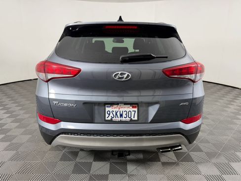 Used 2018 Hyundai Tucson Value w/ Cargo Package image 4