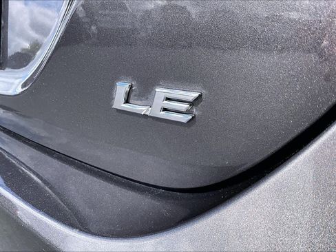 Used 2023 Toyota Camry LE w/ Convenience Package image 9